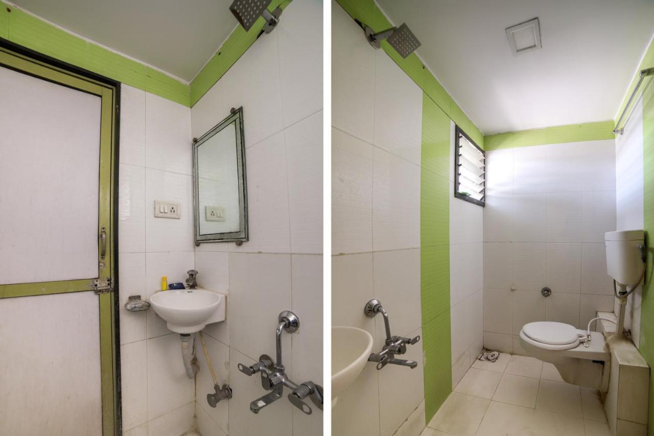 Oyo 69877 Hotel Sarthi Residency 阿穆达巴 外观 照片